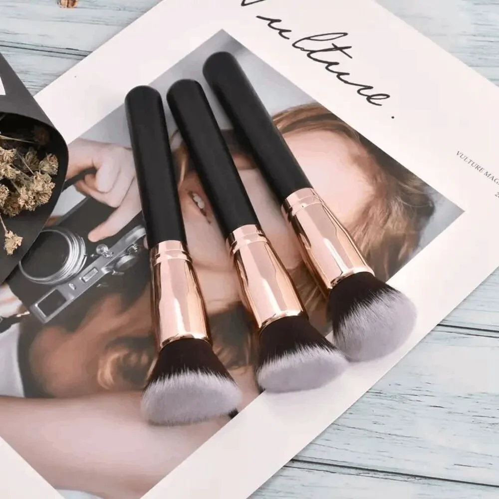 Foundation Brush Contour Brush